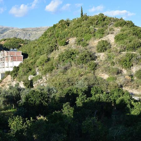 Hotel Kolagji Himare Bagian luar foto