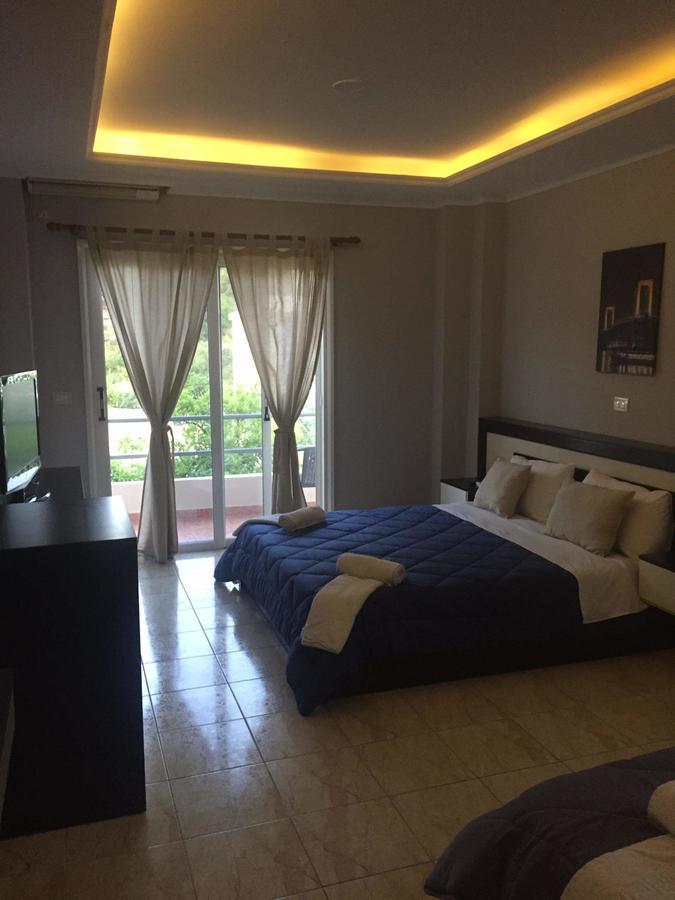 Hotel Kolagji Himare Bagian luar foto